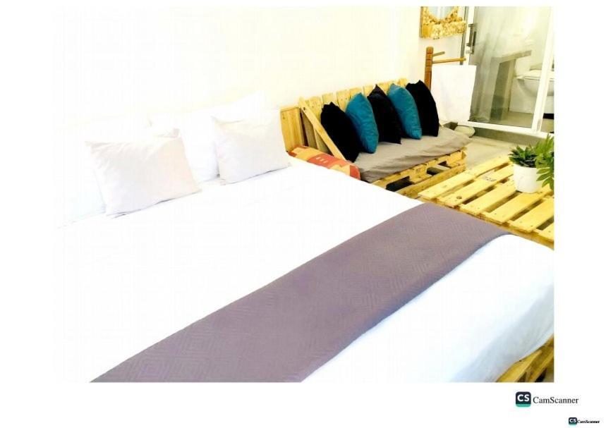 Ayona Beach Villa Katuneriya Zimmer foto